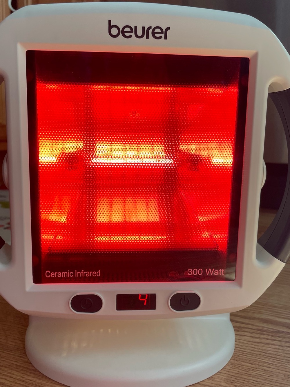 Beurer IL50 Infrared Heat Lamp Heated Red Light Therapy Lamp